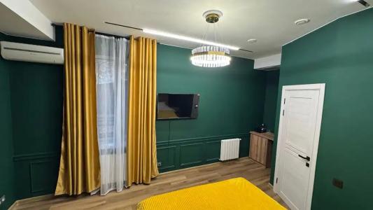 Fan House - 30