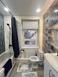 Fan House - 110