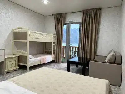 Горное озеро - 133