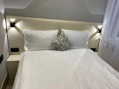 АпартАвиа - 52