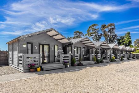 Grey House - 55