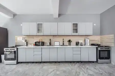 Grey House - 84