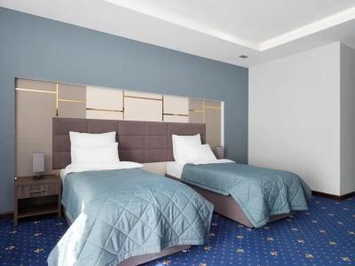 Cosmos Selection Dombay Diamond - 15