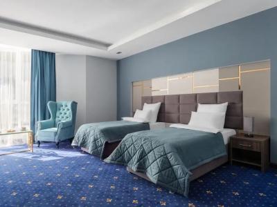 Cosmos Selection Dombay Diamond - 19