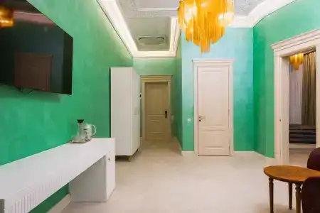 Skyline Plaza - 48