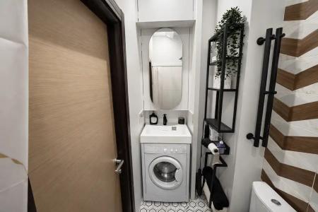 Metro Apartments - 332