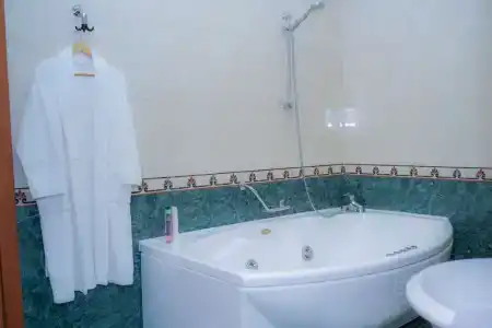 Центр деловых связей - 28