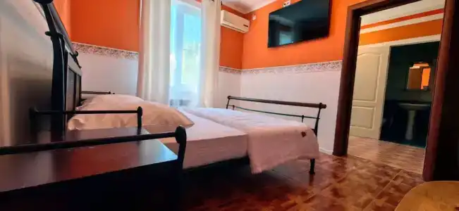 Милтон - 10