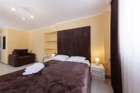 Городок - 7