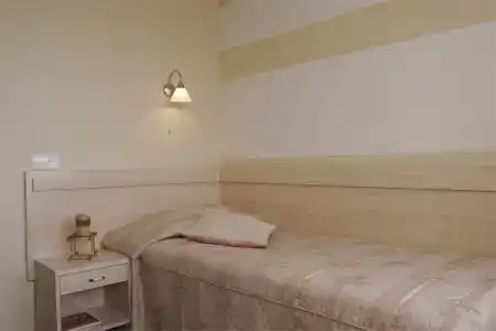 Россия - 16
