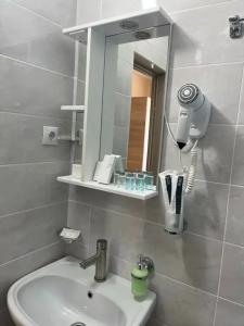 Добрый - 28