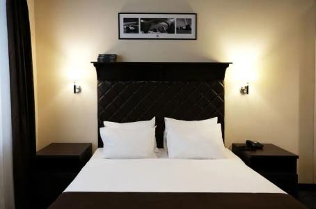 11 Hotel & Garden - 51