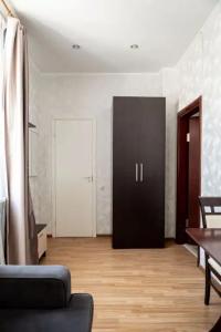 Lucky House - 52