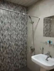 Corner - 18