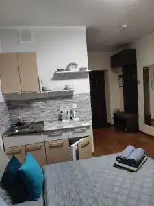 Home Sharing - 60