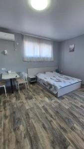 Бриз - 37