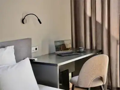 Abaash Hotel Afon - 79