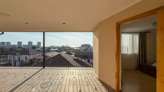 Aura City Hotel - 10