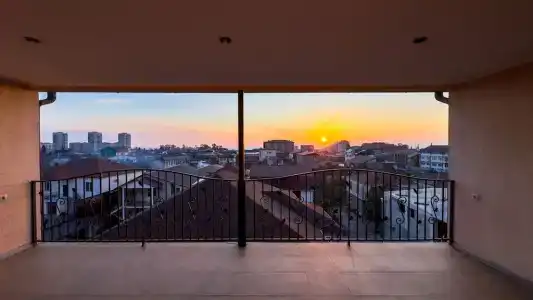 Aura City Hotel - 11