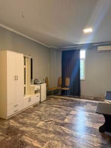 Corner - 47