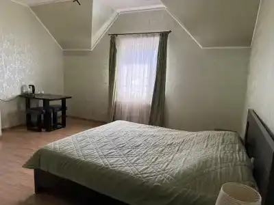 Le-Man Inn - 13