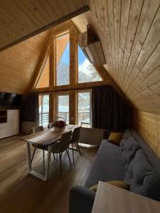 Место под соснами - 11