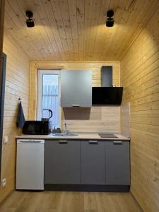 Место под соснами - 57