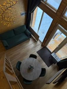 Место под соснами - 56