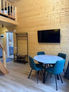 Место под соснами - 72