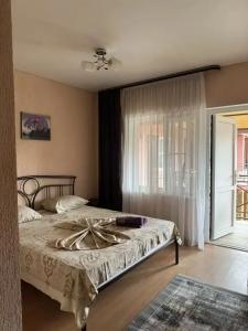 Розовый Фламинго - 40