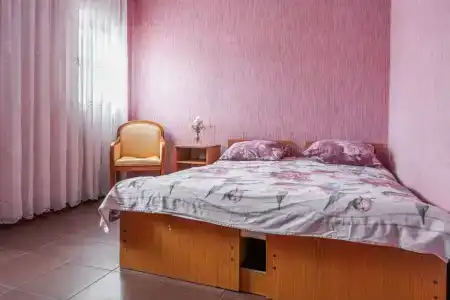 Ема - 69