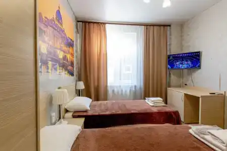 Автор на Ставропольской - 20