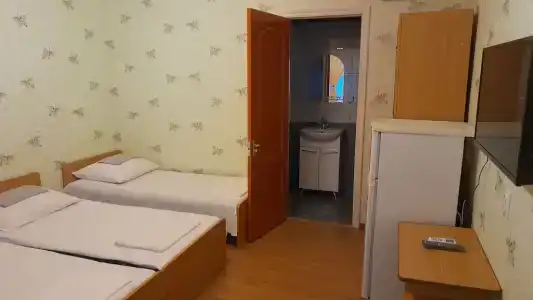У Сергея - 36