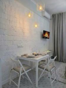 Metro Apartments - 366