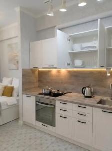 Metro Apartments - 370