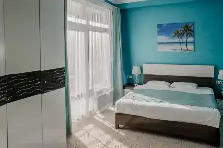 Крымский гость - 50