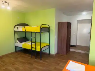 Анти Хостел RoomHouse у Вокзала - 40