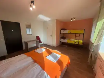 Анти Хостел RoomHouse у Вокзала - 44