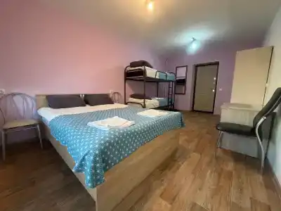 Анти Хостел RoomHouse у Вокзала - 49