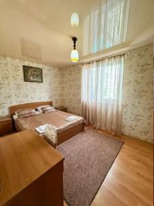 Апра - 8