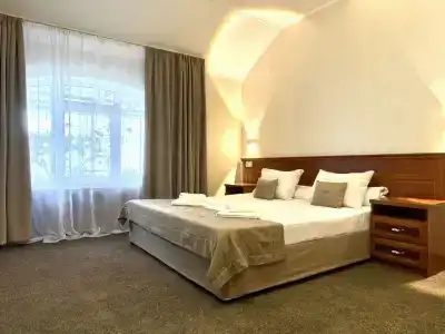 Bridge Hotel - 170