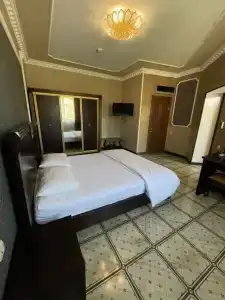 Лео Палас - 24