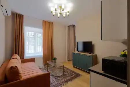 Uhotel - 71