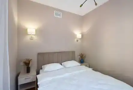 Uhotel - 78