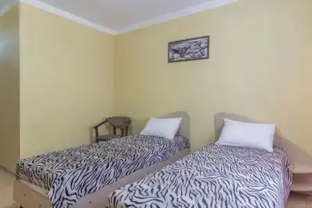 Лора - 16