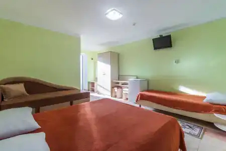 Лора - 32