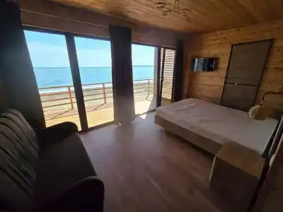 Rich - sandy beach - 10