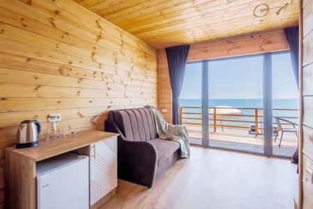Rich - sandy beach - 19