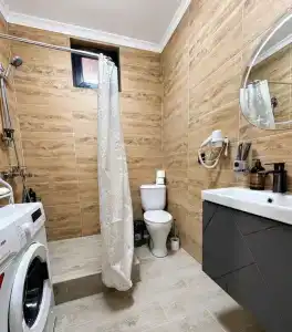Sun Amra - 42