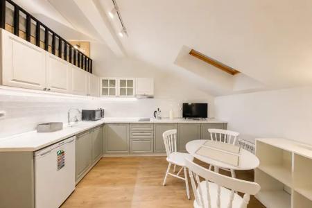 Karl House - 75